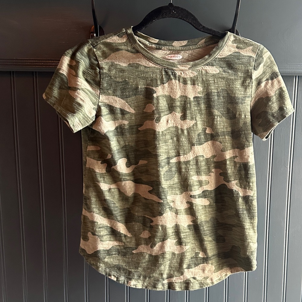Old Navy Green Camouflage Tee